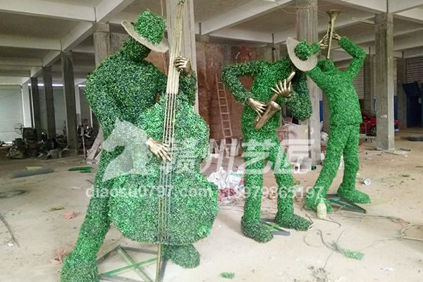绿植音乐人雕塑