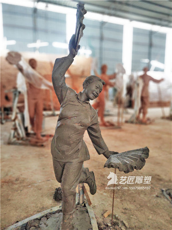 赣州玻璃钢人物雕塑厂家